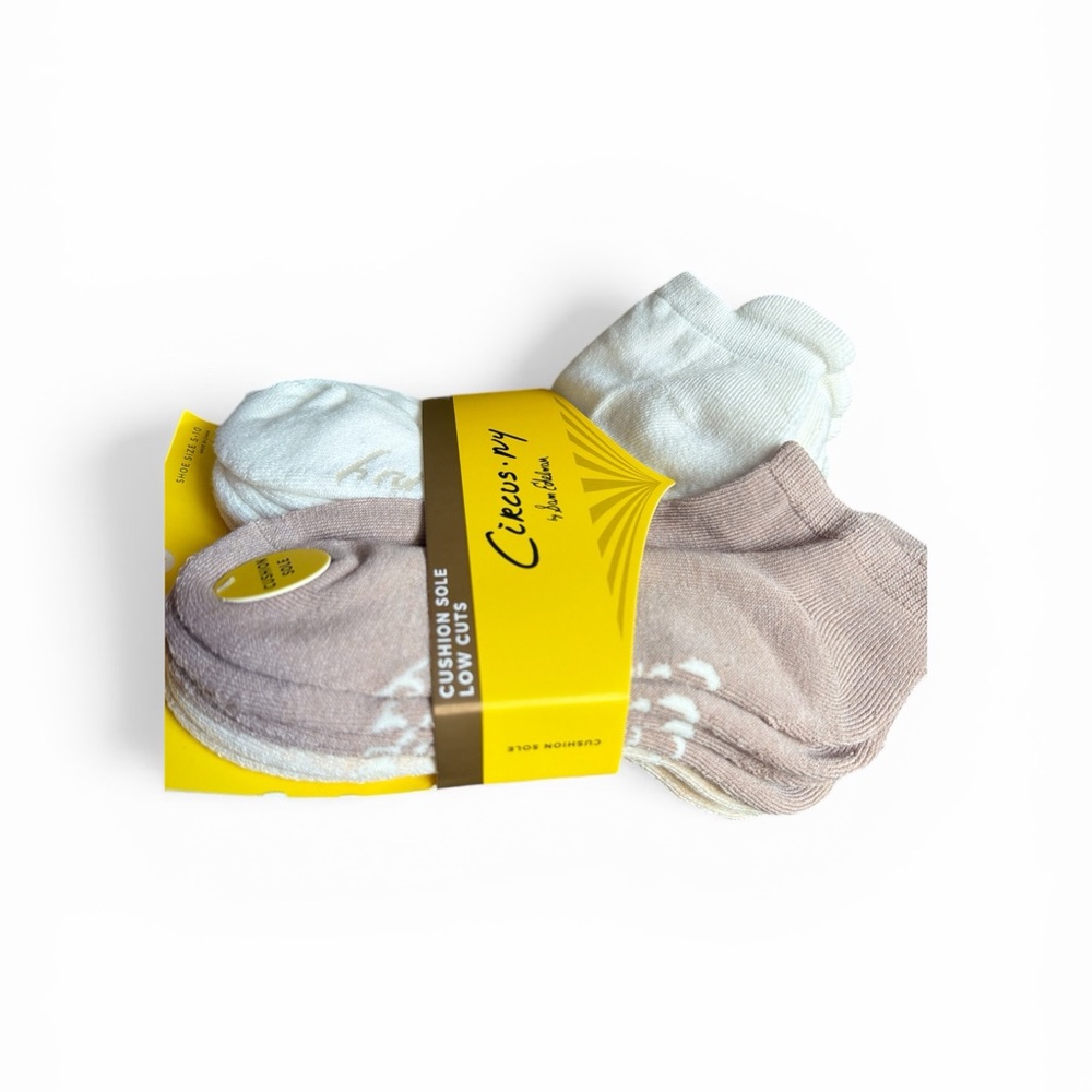 Sam Edelman Circus NY Socks Low Cut Taupe and Cream - 6 Pairs